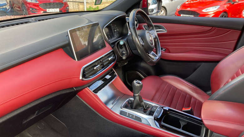 MG Hs 1.5 T-GDI Exclusive 5dr Petrol Hatchback